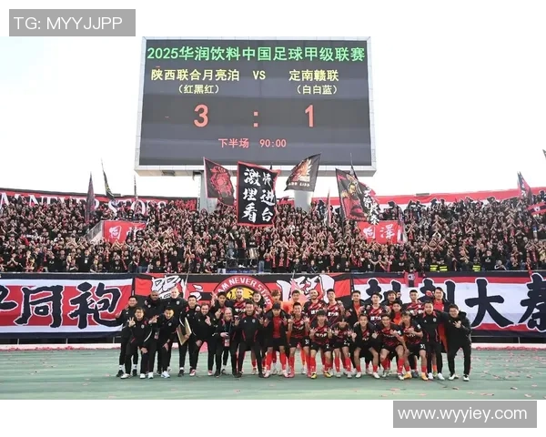 限量款足球热潮来袭球迷必备的珍藏品与运动激情的完美结合